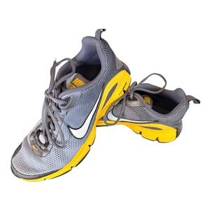 Nike Dual-Tone Gray and Yellow Running Shoes